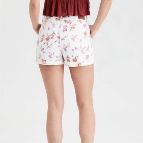 American Eagle Mom Short White Floral Jean Shorts - Picture 4 of 11